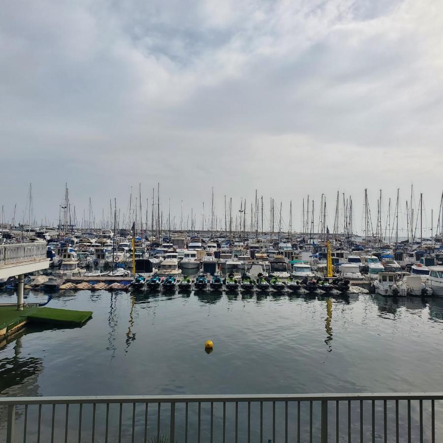 Stay In Torrevieja Cozy City & Sea ภายนอก รูปภาพ